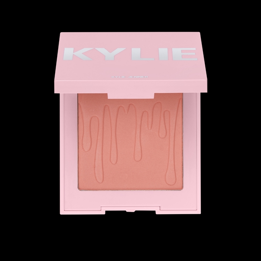 KYLIE COSMETICS (WE'RE GOING SHOPPING BLUSH)